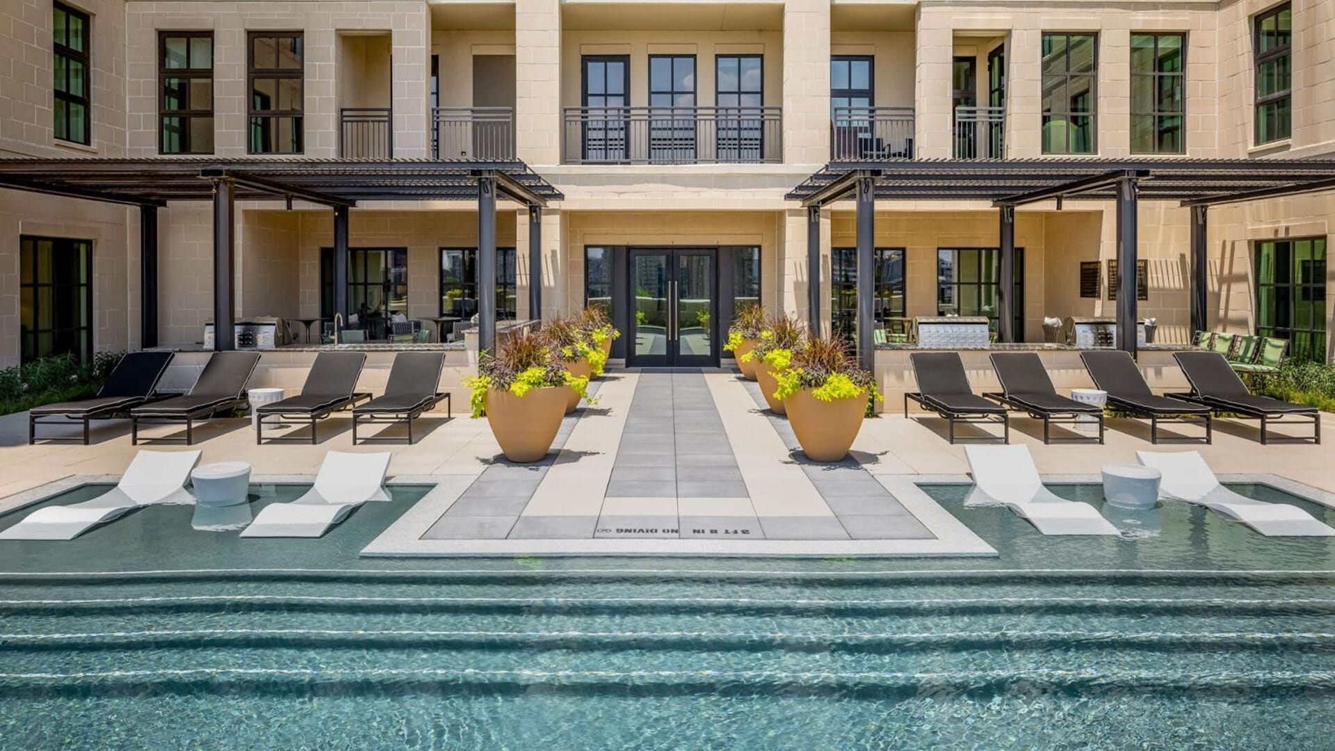Uptown Dallas' Newest Apartment Complexes as of February 2025